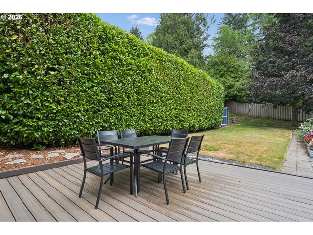 7010 Sw 35TH Ave, Portland, OR 97219