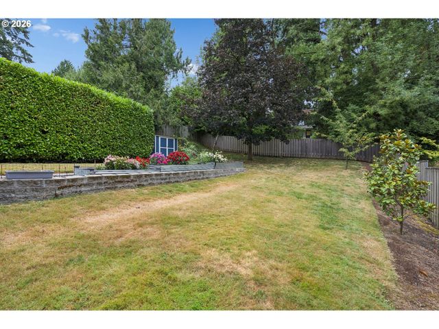 7010 Sw 35TH Ave, Portland, OR 97219
