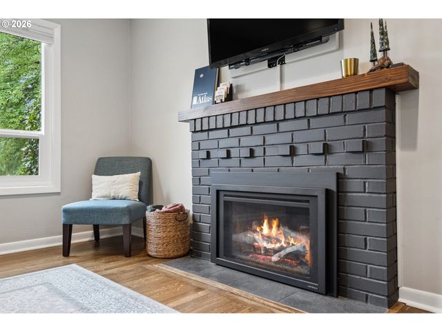 7010 Sw 35TH Ave, Portland, OR 97219
