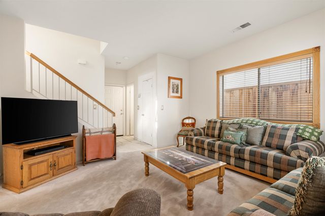 1013 Montoya Ter, Union City, CA 94587