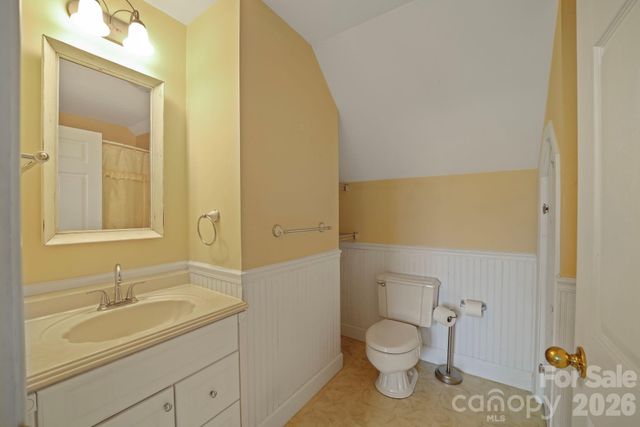 131 Macdougall Lane, Weaverville, NC 28787