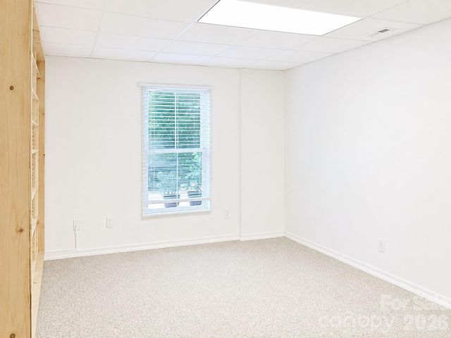 131 Macdougall Lane, Weaverville, NC 28787