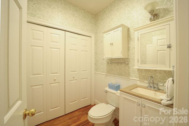 131 Macdougall Lane, Weaverville, NC 28787