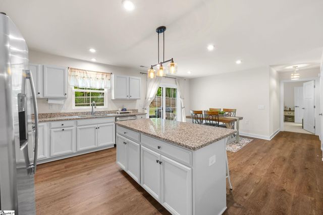 232 Stockland Trail, Fountain Inn, SC 29644