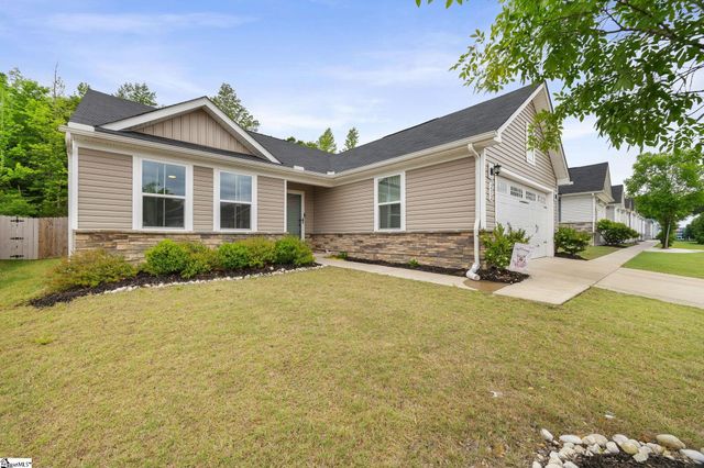 232 Stockland Trail, Fountain Inn, SC 29644