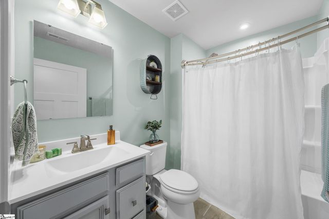 232 Stockland Trail, Fountain Inn, SC 29644