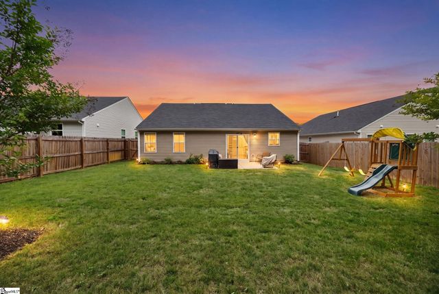 232 Stockland Trail, Fountain Inn, SC 29644