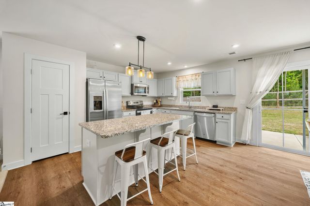 232 Stockland Trail, Fountain Inn, SC 29644