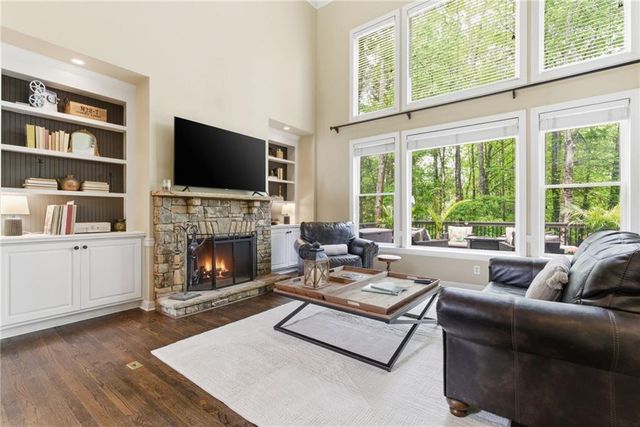 5230 Woodleaf Drive, Cumming, GA 30040