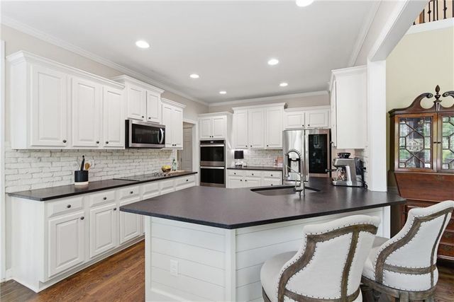 5230 Woodleaf Drive, Cumming, GA 30040