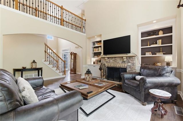 5230 Woodleaf Drive, Cumming, GA 30040