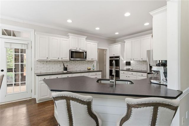 5230 Woodleaf Drive, Cumming, GA 30040