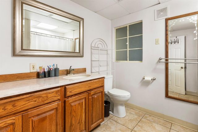 2344 Regal Rd, Modesto, CA 95358