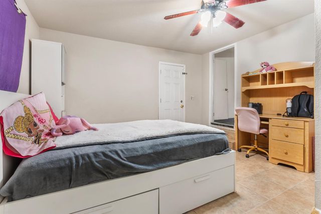 2344 Regal Rd, Modesto, CA 95358