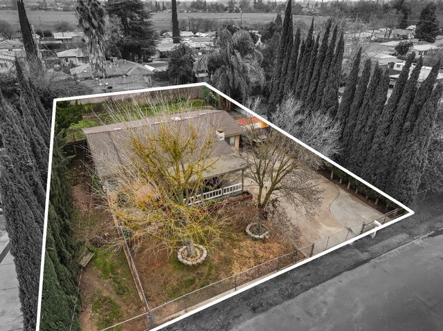 2344 Regal Rd, Modesto, CA 95358