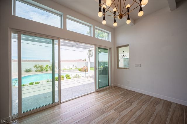 330 East Country Club Drive, Henderson, NV 89015