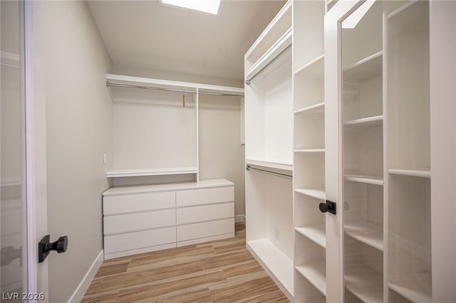 330 East Country Club Drive, Henderson, NV 89015