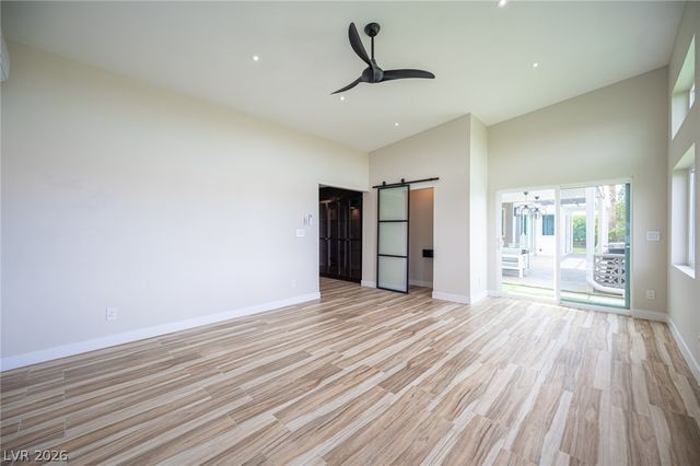 330 East Country Club Drive, Henderson, NV 89015