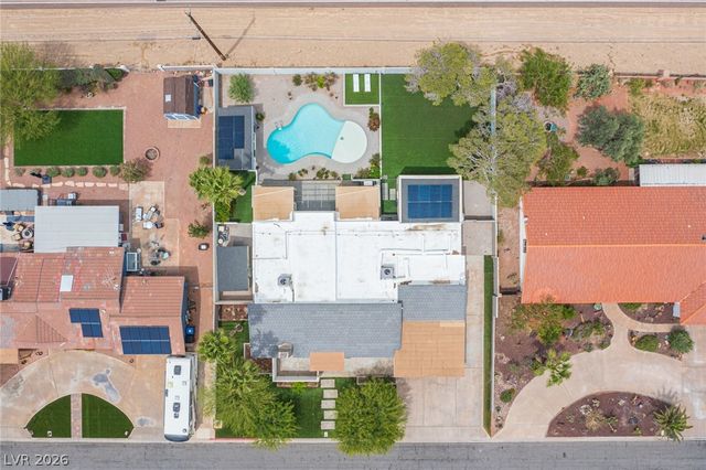 330 East Country Club Drive, Henderson, NV 89015
