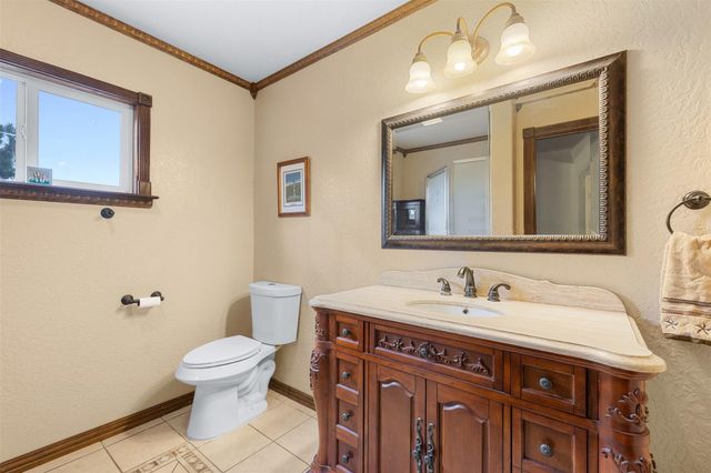 1327 Kenney Hall Road, Brenham, TX 77833