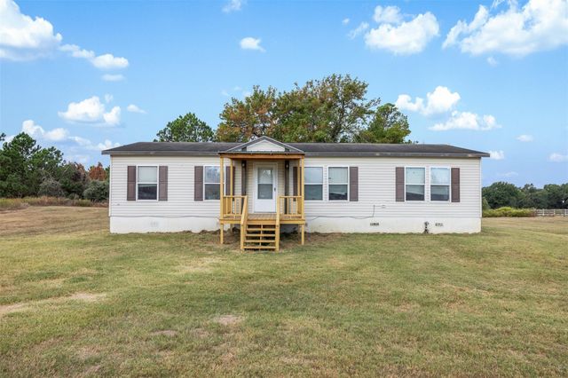 1327 Kenney Hall Road, Brenham, TX 77833