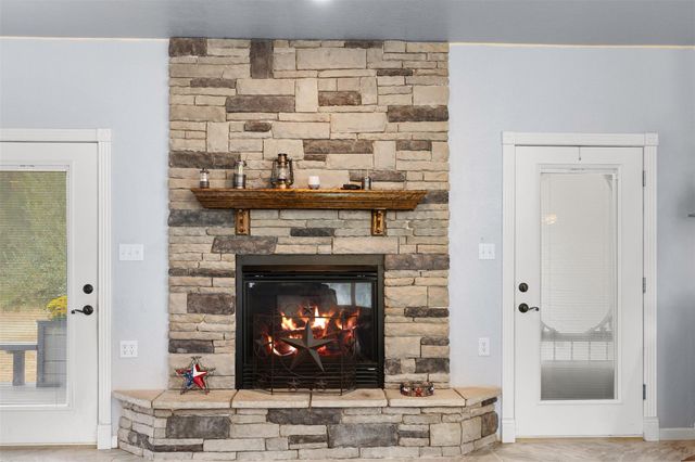 1327 Kenney Hall Road, Brenham, TX 77833