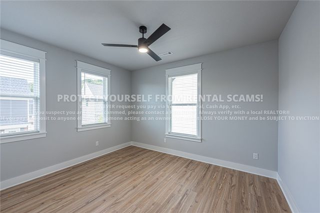 1030 S Laramie Heights, Fayetteville, AR 72704