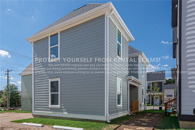 1030 S Laramie Heights, Fayetteville, AR 72704