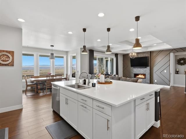 18582 W 87th Avenue, Arvada, CO 80007