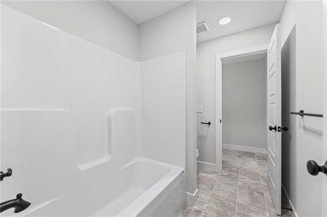 21103 W 186th Terrace, Spring Hill, KS 66083