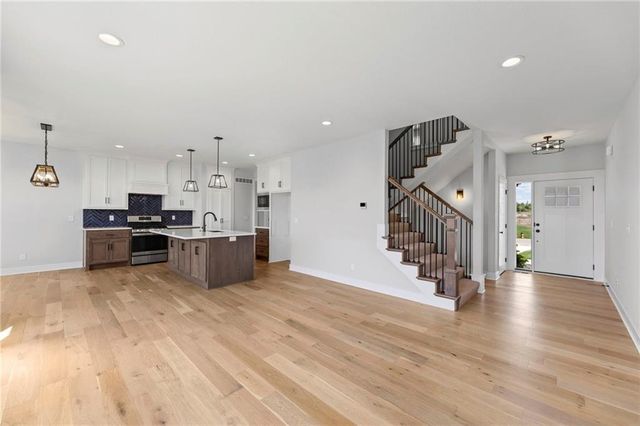 21103 W 186th Terrace, Spring Hill, KS 66083