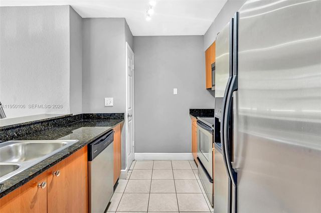 2881 N Oakland Forest Dr 113, Oakland Park, FL 33309