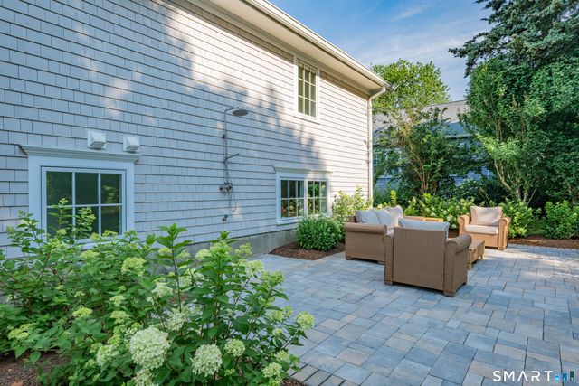 15 Highland Terrace, Madison, CT 06443