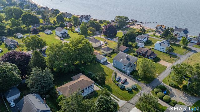 15 Highland Terrace, Madison, CT 06443