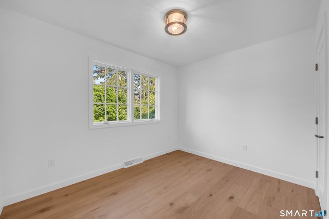 15 Highland Terrace, Madison, CT 06443