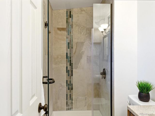 6852 S Greenwood Street, Littleton, CO 80120