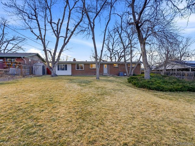 6852 S Greenwood Street, Littleton, CO 80120