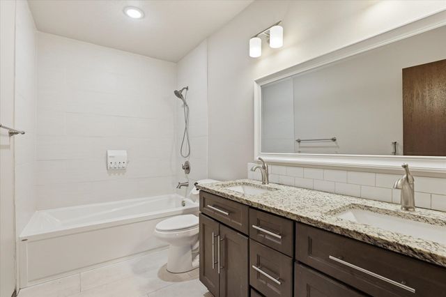 27501 N Bruce Rd, Chattaroy, WA 99003