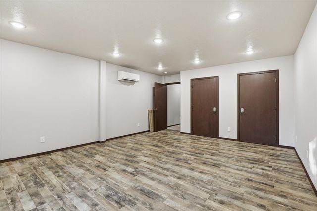 27501 N Bruce Rd, Chattaroy, WA 99003