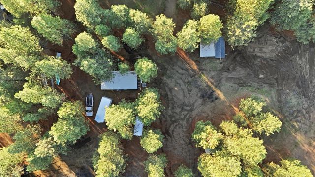 27501 N Bruce Rd, Chattaroy, WA 99003