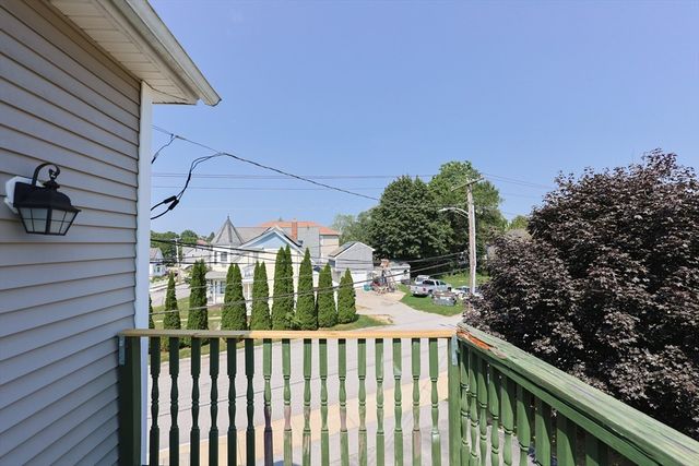 107 Lake B, Webster, MA 01570