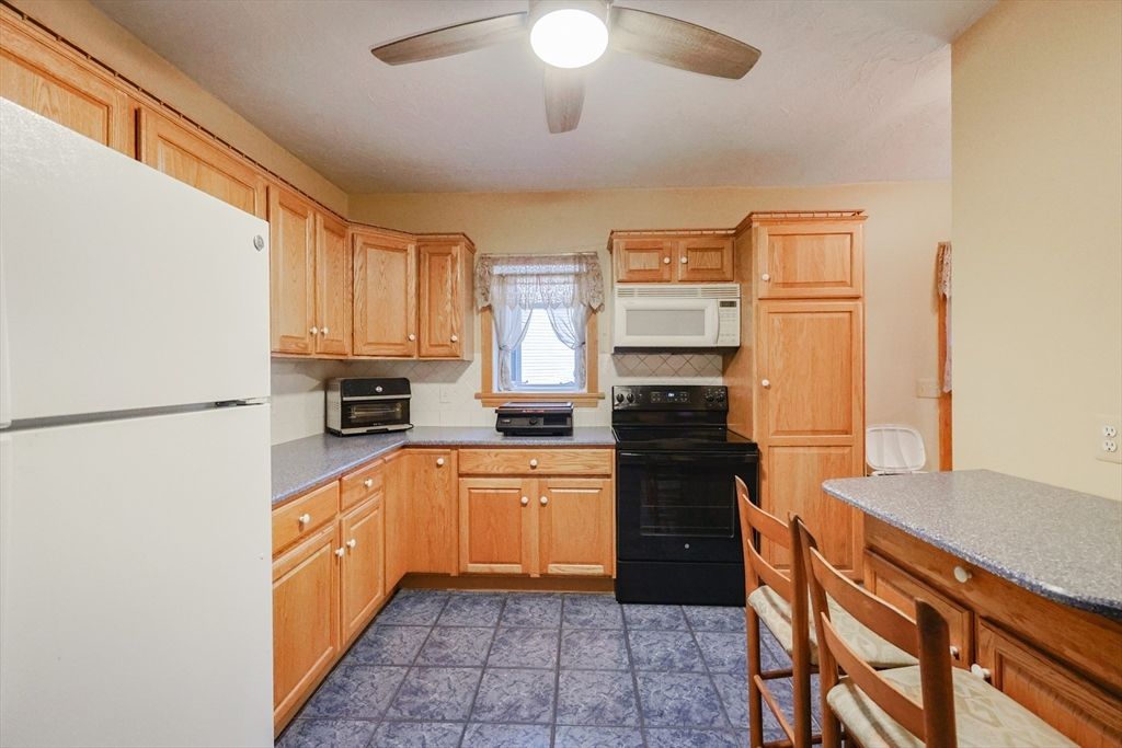 107 Lake B, Webster, MA 01570