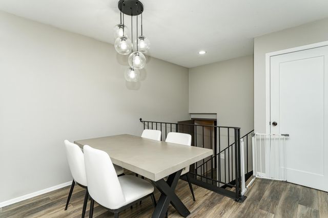 2046 26th Avenue NW, Rochester, MN 55901