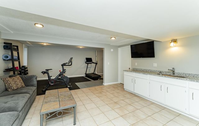 2046 26th Avenue NW, Rochester, MN 55901