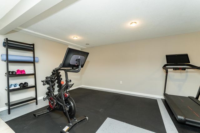 2046 26th Avenue NW, Rochester, MN 55901