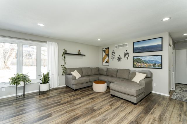 2046 26th Avenue NW, Rochester, MN 55901