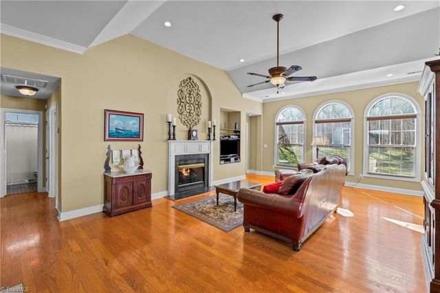 217 Harmon Ridge Lane, Kernersville, NC 27284