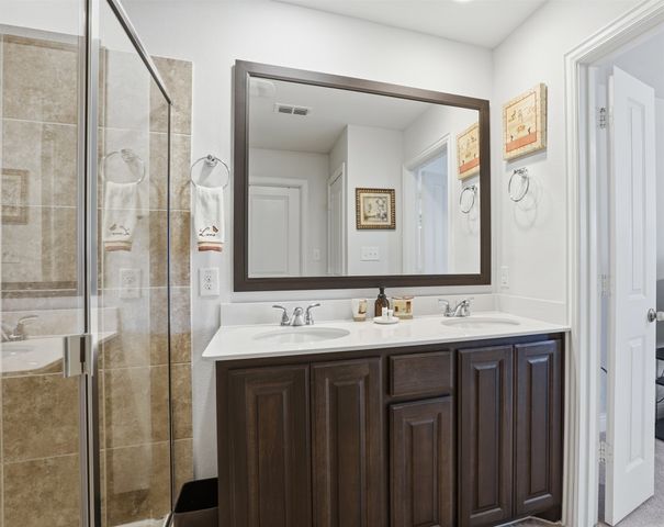 5585 Crosby Drive, North Richland Hills, TX 76180