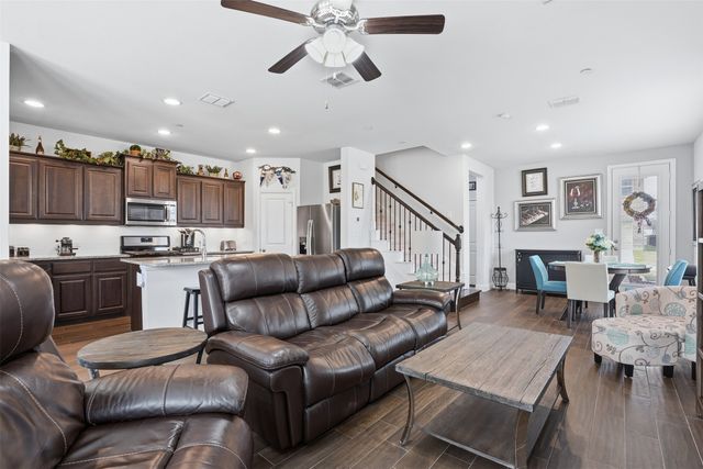 5585 Crosby Drive, North Richland Hills, TX 76180