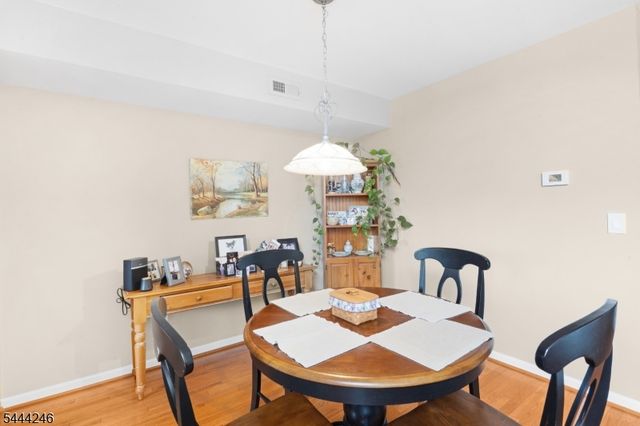 8 Bentley Court, Bedminster Twp., NJ 07921